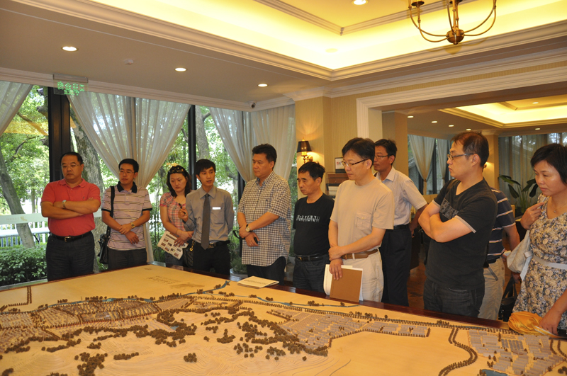 20120801120540457065