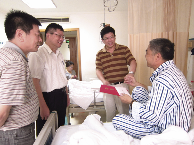 20120717163218410488