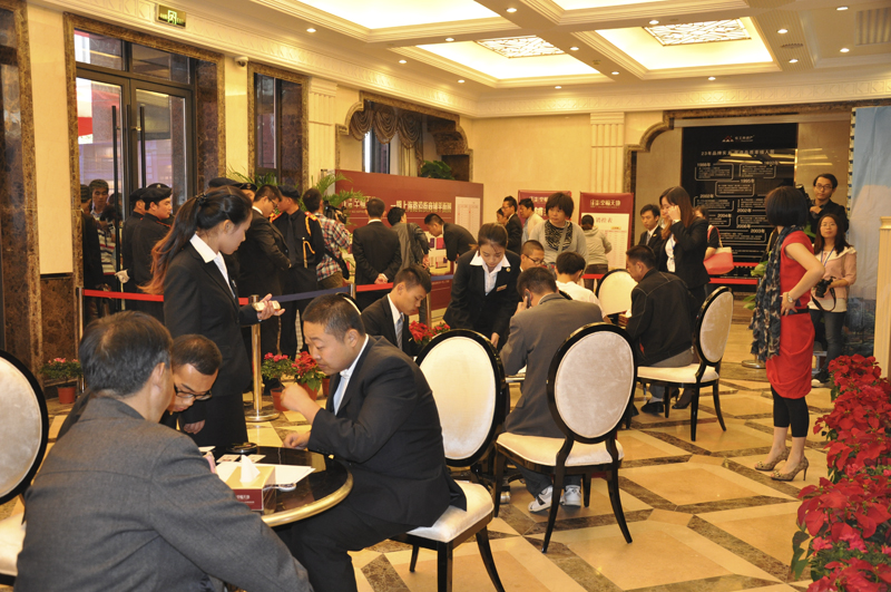 20121011101409475887