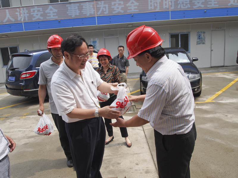 20130708110809428555