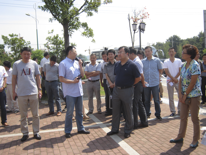 20130912095839458875