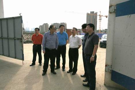 调解巨细 重新曝光 视察后湖项目07.jpg